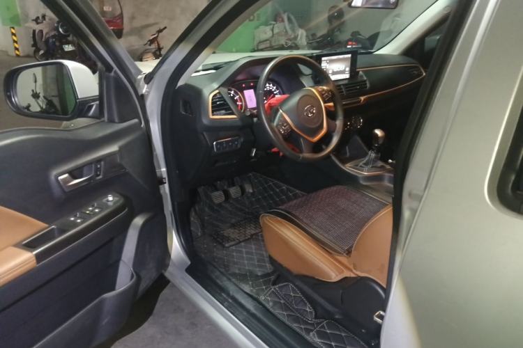Used Great Wall Wingle 7 2021 2.0T Gasoline Two-Wheel Drive Elite Version with Large Double Cabin GW4C20B Driver Seat