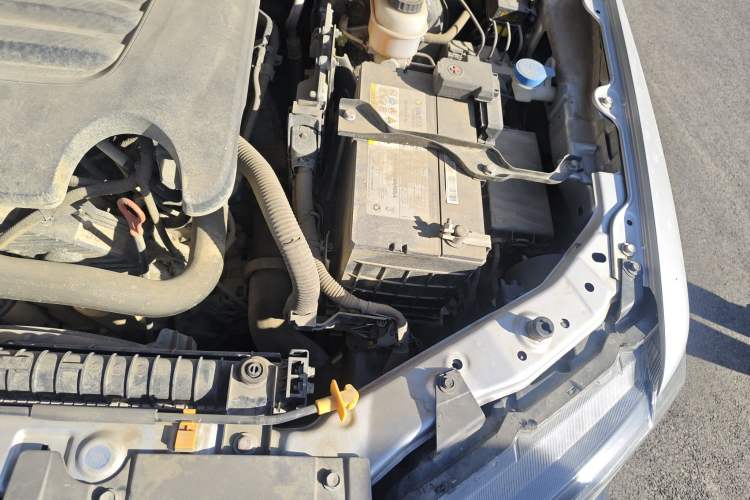 Used Great Wall Wingle 7 2021 2.0T Diesel Two-Wheel Drive Value Edition Big Double GW4D20M Engine Bay Left