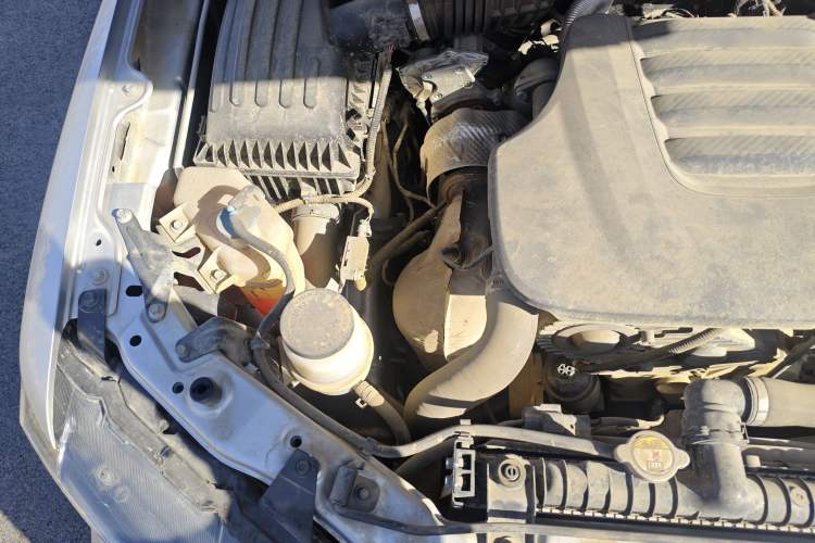 Used Great Wall Wingle 7 2021 2.0T Diesel Two-Wheel Drive Value Edition Big Double GW4D20M Engine Bay Right