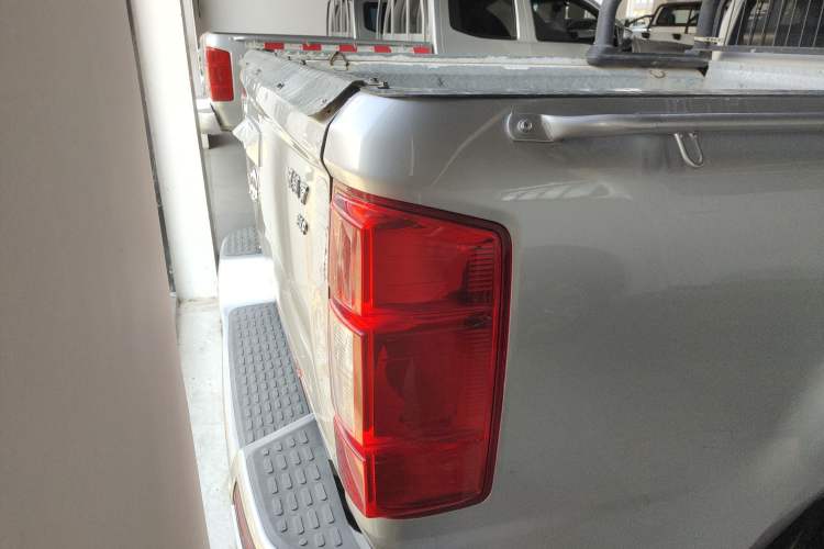 Used Great Wall Wingle 7 2021 2.0T Diesel Two-Wheel Drive Value Edition Big Double GW4D20M Exterior 4