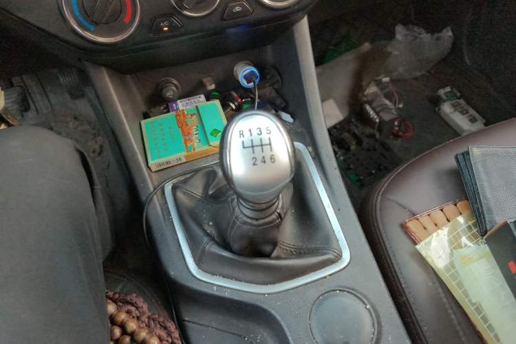Used Great Wall Wingle 7 2021 2.0T Diesel Two-Wheel Drive Elite Version Big Double GW4D20M Gear Lever