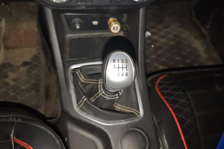 Used Great Wall Wingle 7 2021 2.0T Gasoline Two-Wheel Drive Value Edition Big Double GW4C20B Gear Lever