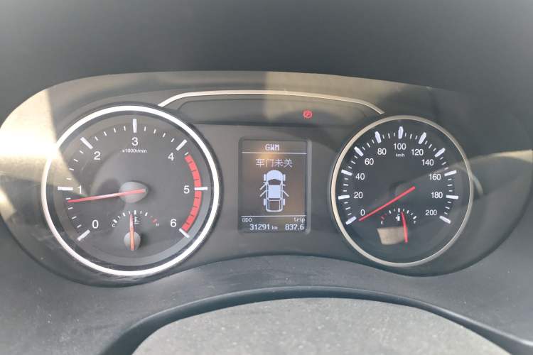 Used Great Wall Wingle 7 2021 2.0T Diesel Two-Wheel Drive Value Edition Big Double GW4D20M Instrument Cluster