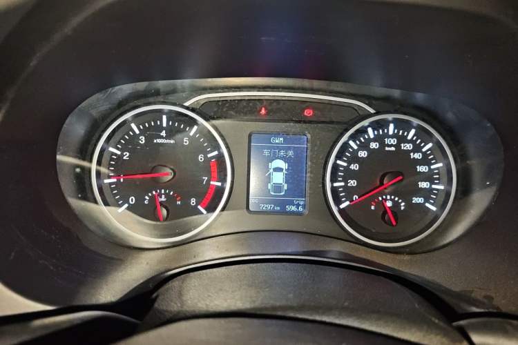 Used Great Wall Wingle 7 2021 2.0T Gasoline Two-Wheel Drive Value Edition Big Double GW4C20B Instrument Cluster