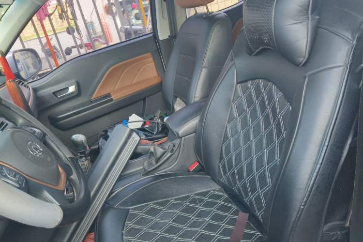 Used Great Wall Wingle 7 2021 2.0T Gasoline Two-Wheel-Drive Value Edition Compact SUV GW4C20B Left Front Seat