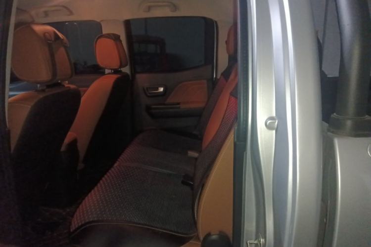 Used Great Wall Wingle 7 2021 2.0T Gasoline Two-Wheel Drive Elite Version with Large Double Cabin GW4C20B Left Rear Seat