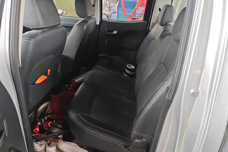 Used Great Wall Wingle 7 2021 2.0T Diesel Two-Wheel Drive Value Edition Big Double GW4D20M Left Rear Seat