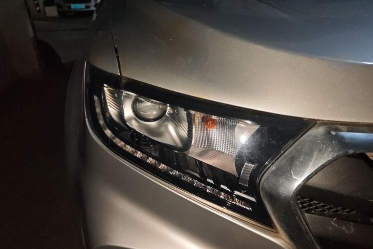 Used Great Wall Wingle 7 2021 2.0T Gasoline Two-Wheel Drive Value Edition Big Double GW4C20B Right Front Headlight