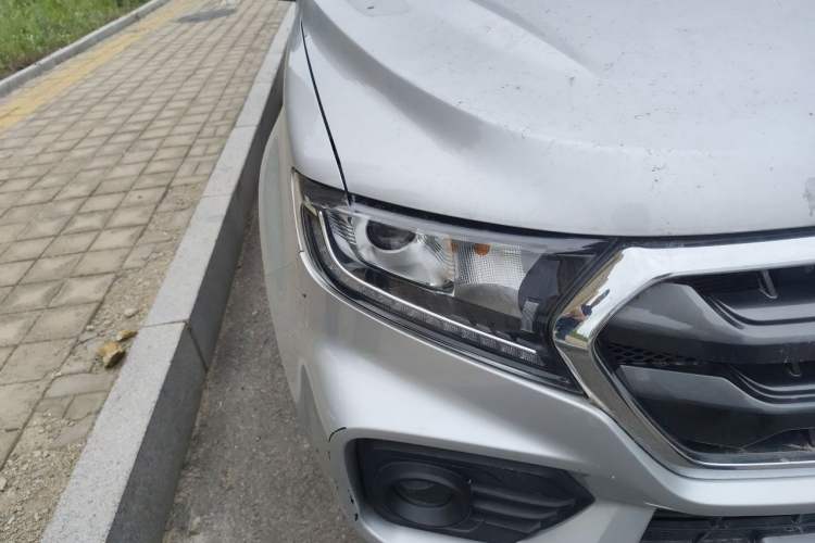 Used Great Wall Wingle 7 2021 2.0T Diesel Two-Wheel Drive Elite Version Big Double GW4D20M Right Front Headlight