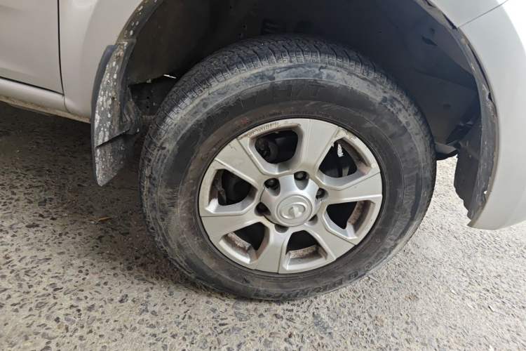 Used Great Wall Wingle 7 2021 2.0T Diesel Two-Wheel Drive Value Edition Big Double GW4D20M Right Front Wheel Hub