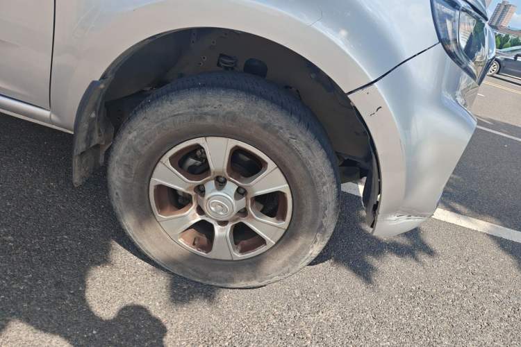 Used Great Wall Wingle 7 2021 2.0T Diesel Two-Wheel Drive Elite Version Big Double GW4D20M Right Front Wheel Hub