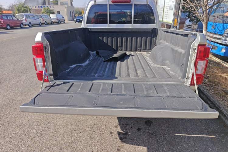 Used Great Wall Wingle 7 2021 2.0T Diesel Two-Wheel Drive Value Edition Big Double GW4D20M Trunk