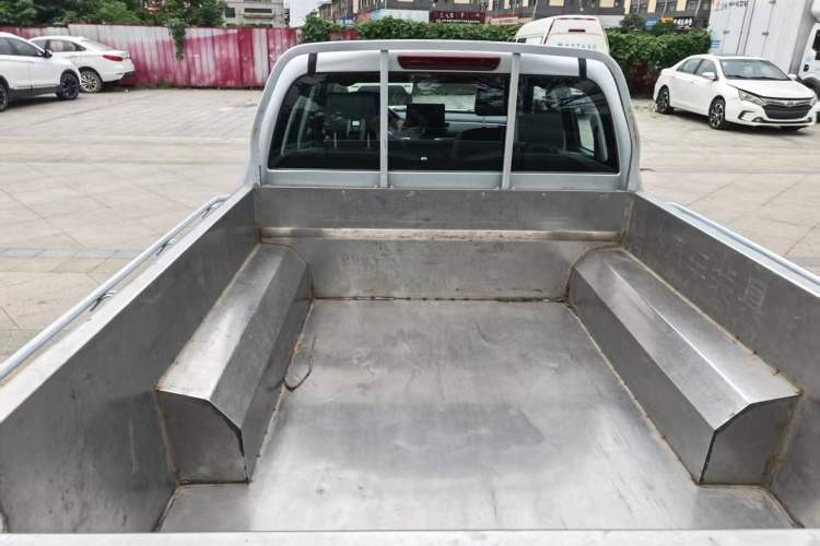 Used Great Wall Wingle 7 2021 2.0T Diesel Two-Wheel Drive Value Edition Big Double GW4D20M Trunk