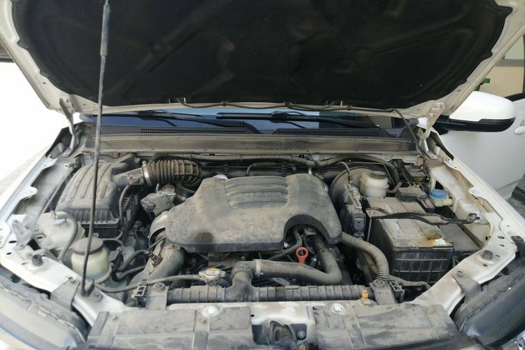 Used Great Wall Wingle 7 2021 2.0T Diesel Two-Wheel Drive Value Edition Big Double GW4D20M Engine Bay
