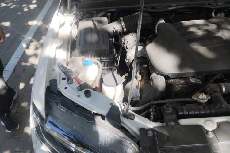 Used Great Wall Wingle 7 2021 2.0T Diesel 4x4 Elite Version Big Double GW4D20M Engine Bay Right