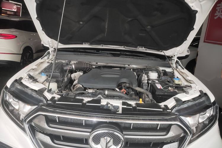 Used Great Wall Wingle 7 2021 2.0T Diesel Two-Wheel Drive Value Edition Big Double GW4D20M Engine Bay