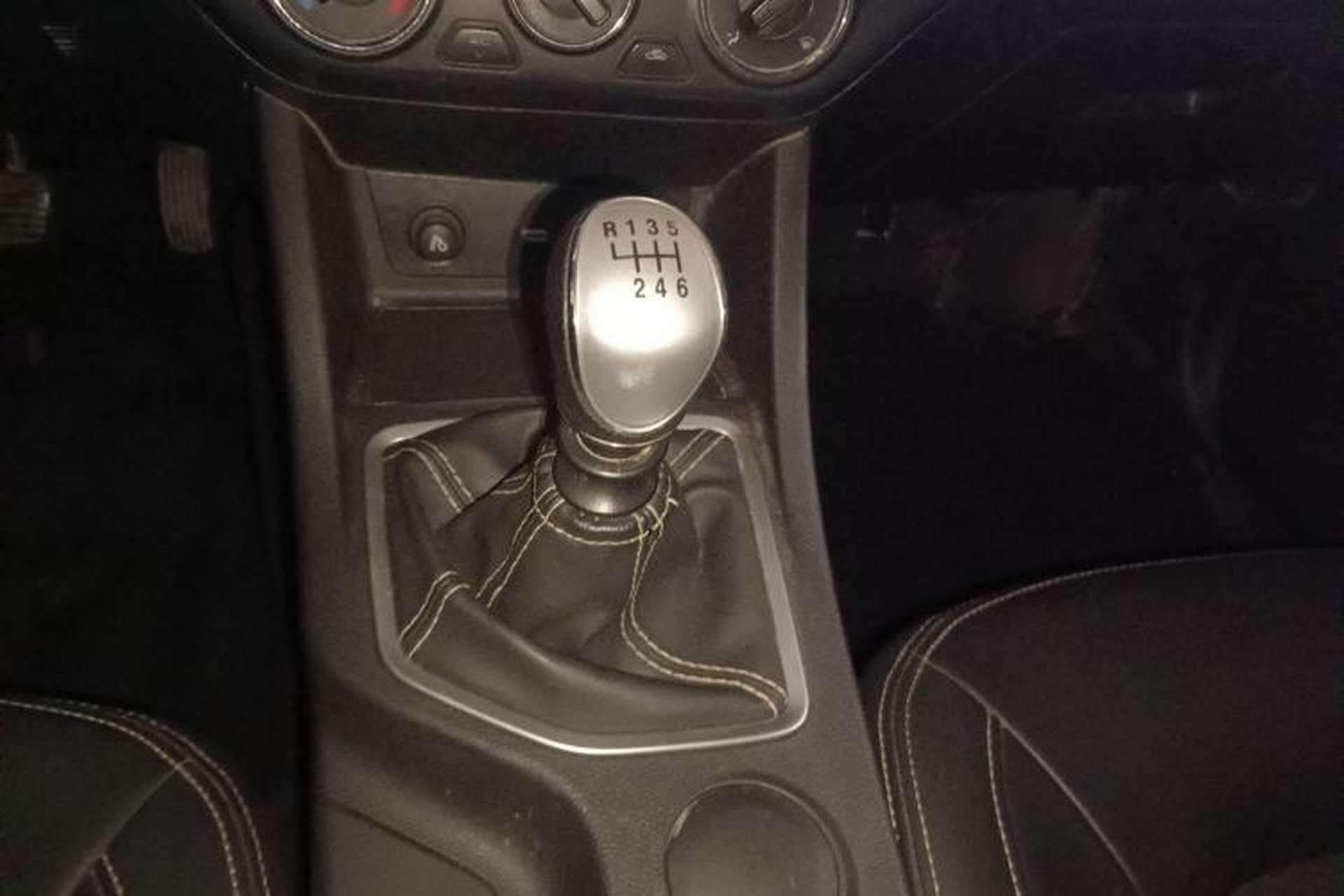 Used Great Wall Wingle 7 2021 2.0T Diesel Two-Wheel Drive Value Edition Big Double GW4D20M Gear Lever