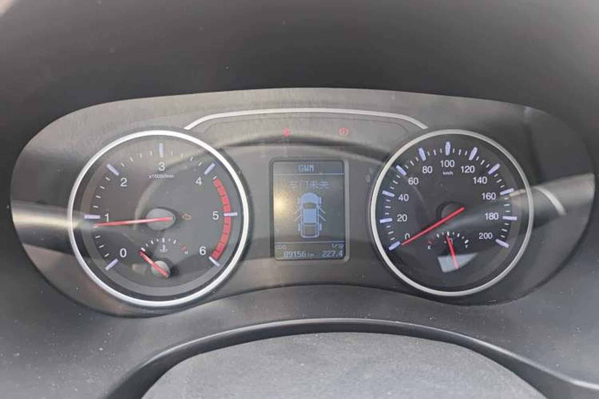 Used Great Wall Wingle 7 2021 2.0T Diesel Two-Wheel Drive Value Edition Big Double GW4D20M Instrument Cluster