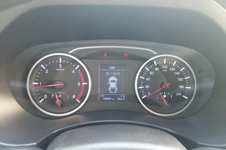Used Great Wall Wingle 7 2021 2.0T Diesel Two-Wheel Drive Value Edition Big Double GW4D20M Instrument Cluster