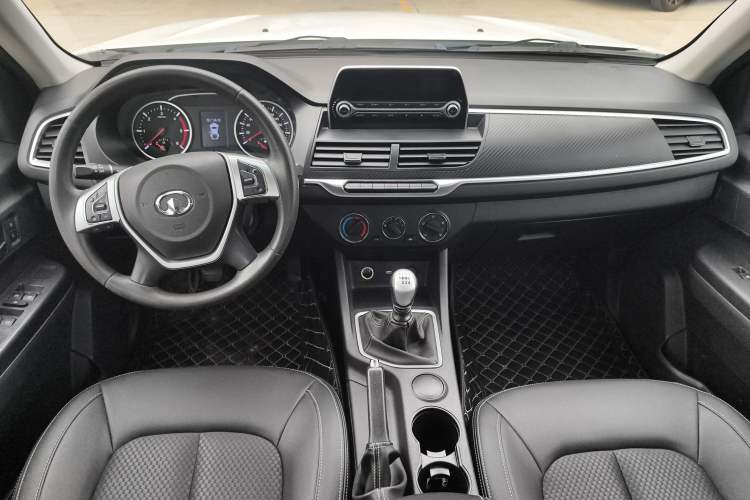Used Great Wall Wingle 7 2021 2.0T Diesel Two-Wheel Drive Value Edition Big Double GW4D20M Interior 3