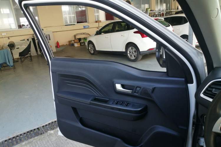 Used Great Wall Wingle 7 2021 2.0T Diesel Two-Wheel Drive Value Edition Big Double GW4D20M Left Front Door Interior