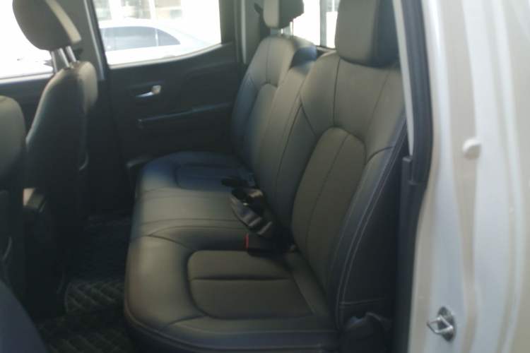 Used Great Wall Wingle 7 2021 2.0T Diesel Two-Wheel Drive Value Edition Big Double GW4D20M Left Rear Seat