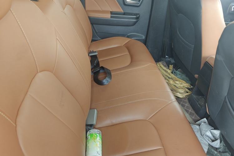 Used Great Wall Wingle 7 2021 2.0T Gasoline Two-Wheel Drive Elite Version with Large Double Cabin GW4C20B Left Rear Seat