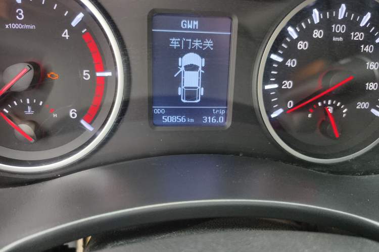 Used Great Wall Wingle 7 2021 2.0T Diesel Two-Wheel Drive Value Edition Big Double GW4D20M Odometer Close Up