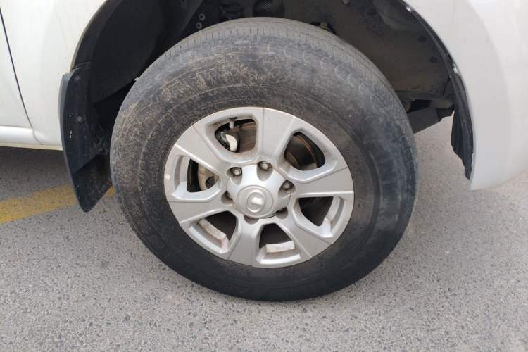 Used Great Wall Wingle 7 2021 2.0T Diesel Two-Wheel Drive Value Edition Big Double GW4D20M Right Front Wheel Hub
