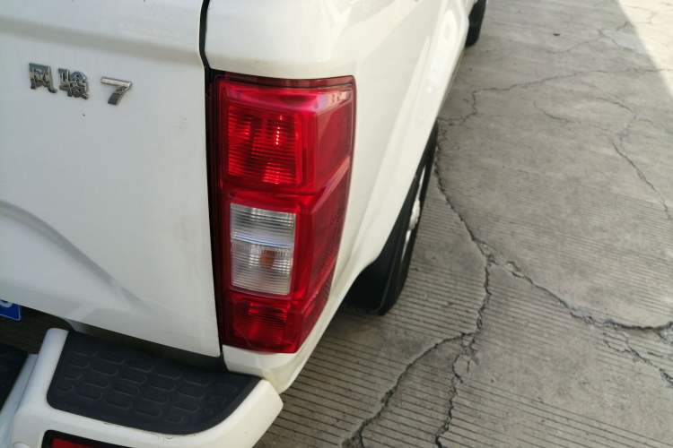 Used Great Wall Wingle 7 2021 2.0T Diesel Two-Wheel Drive Value Edition Big Double GW4D20M Right Rear Taillight
