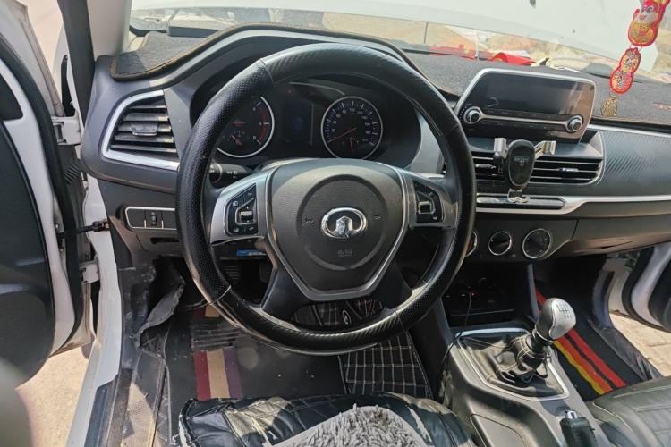 Used Great Wall Wingle 7 2021 2.0T Diesel Two-Wheel Drive Value Edition Big Double GW4D20M Steering Wheel