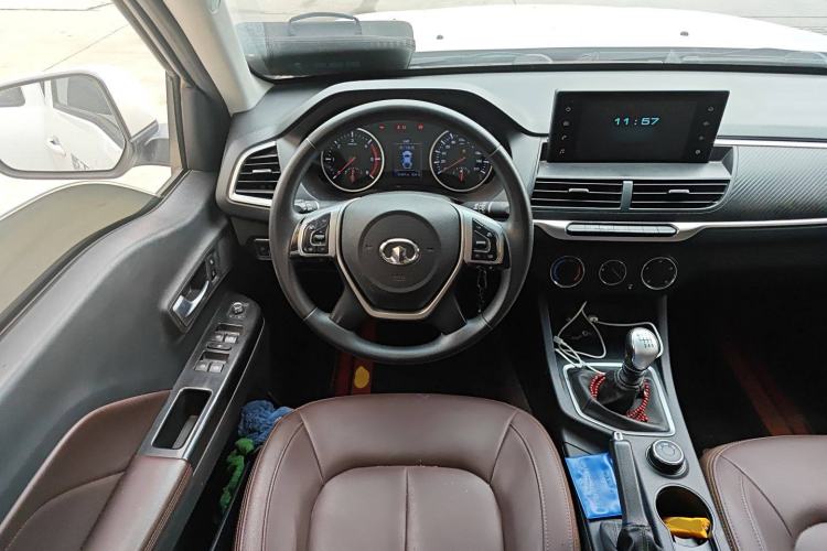 Used Great Wall Wingle 7 2021 2.0T Diesel 4x4 Elite Version Big Double GW4D20M Steering Wheel