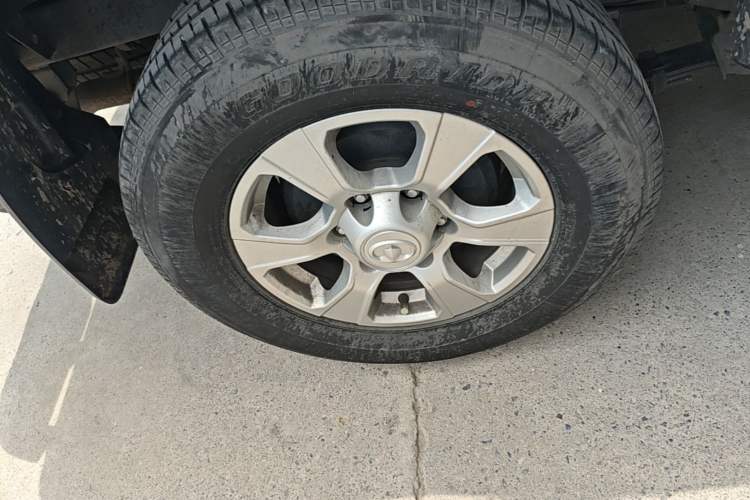 Used Great Wall Wingle 7 2022 2.0T Gasoline Two-Wheel Drive Value Edition Big Double GW4C20B Right Rear Wheel Hub