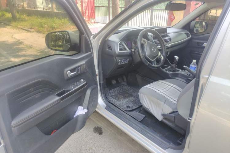Used Great Wall Wingle 7 2022 2.0T Diesel Two-Wheel Drive Value-Plus Version Big Double Cab GW4D20M Driver Seat