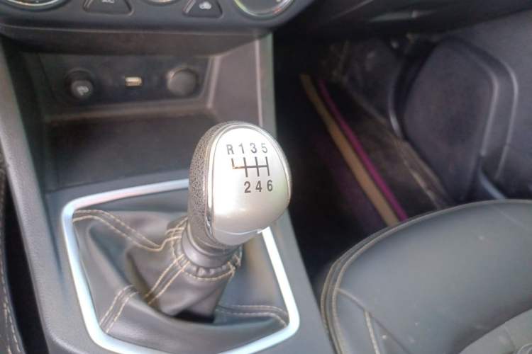 Used Great Wall Wingle 7 2022 2.0T Gasoline Two-Wheel Drive Practical Version Small Double GW4C20B Gear Lever