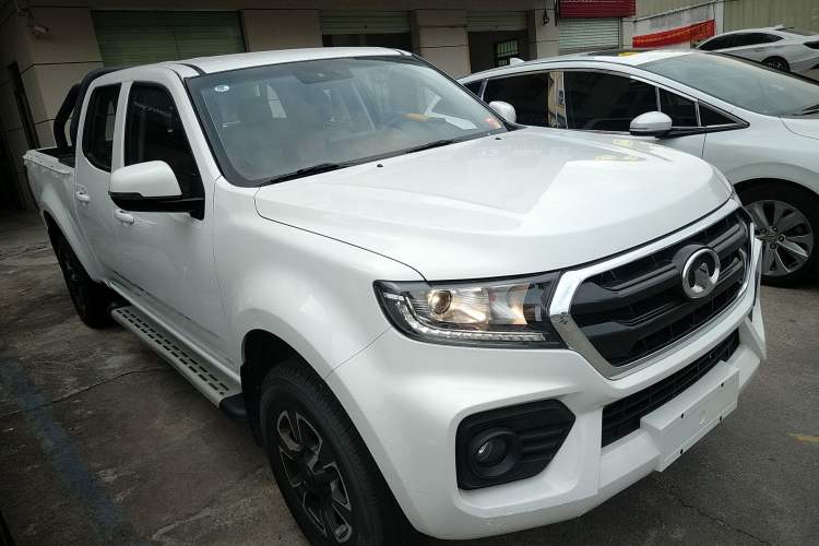 Used Great Wall Wingle 7 2022 2.0T Diesel Two-Wheel Drive Practical Version Big Double Cab GW4D20M Exterior 2