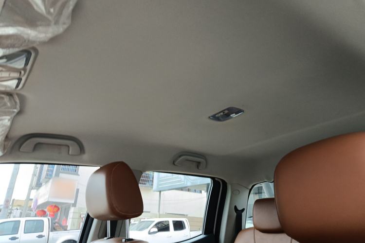 Used Great Wall Wingle 7 2022 2.0T Diesel Two-Wheel Drive Practical Version Big Double Cab GW4D20M Headliner