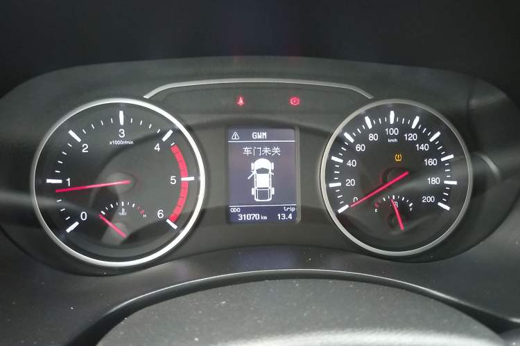 Used Great Wall Wingle 7 2022 2.0T Diesel Two-Wheel Drive Practical Version Big Double Cab GW4D20M Instrument Cluster