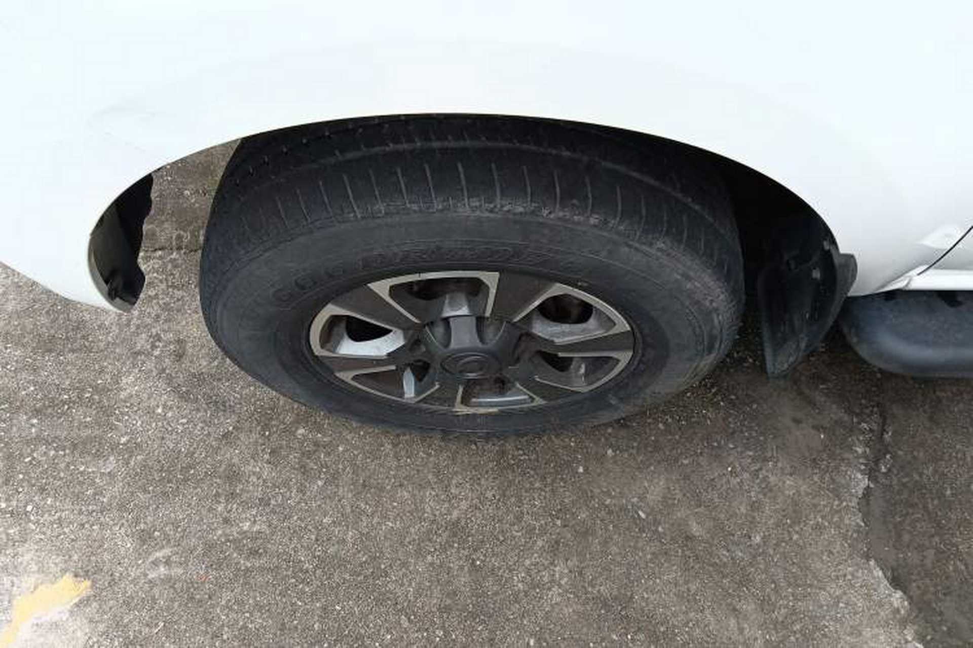 Used Great Wall Wingle 7 2022 2.0T Diesel Two-Wheel Drive Practical Version Big Double Cab GW4D20M Left Front Wheel Hub