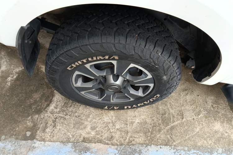 Used Great Wall Wingle 7 2022 2.0T Diesel Two-Wheel Drive Practical Version Big Double Cab GW4D20M Right Rear Wheel Hub
