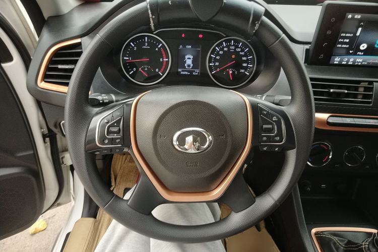 Used Great Wall Wingle 7 2022 2.0T Diesel Two-Wheel Drive Practical Version Big Double Cab GW4D20M Steering Wheel
