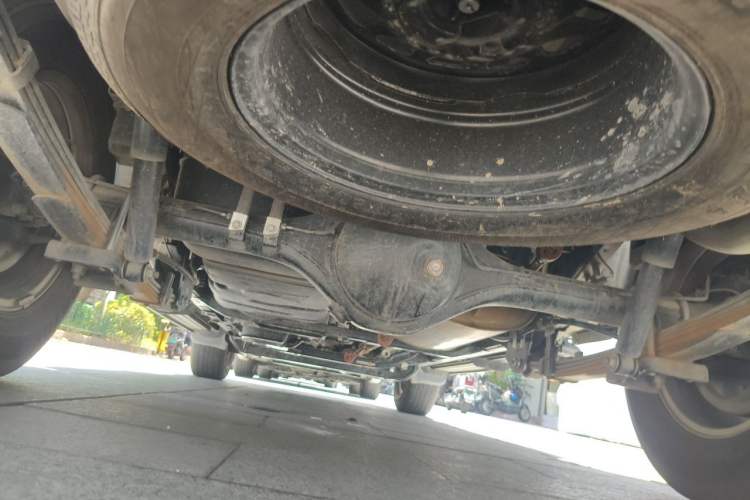 Used Great Wall Wingle 7 2023 2.0T Gasoline Two-Wheel Drive Advanced Version with Dual GW4C20B Chassis Rear
