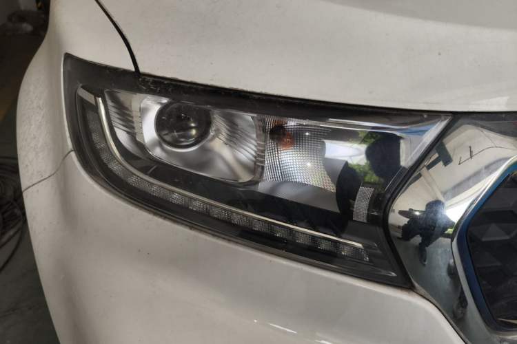 Used Great Wall Wingle New Energy 2021 Two-Wheel-Drive Elite Version 310 km Right Front Headlight