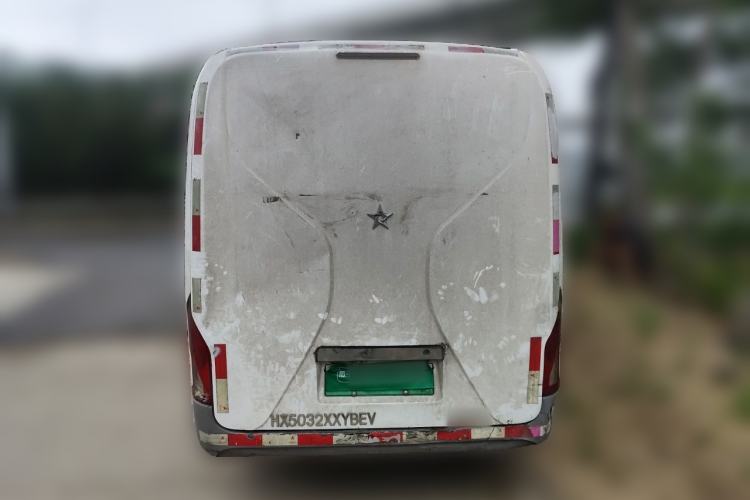 Used Guangtong Auto makeup Logistics Vehicle  Rear
