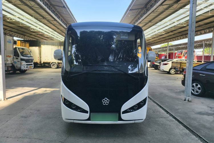 Used Guangtong Auto makeup Logistics Vehicle 2024 3.1T 2-Seater 4.99-Meter All-Electric Closed Cargo Van with 41.86 kWh Exterior 2