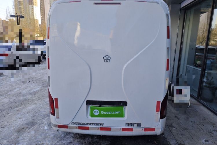 Used Guangtong Auto makeup Logistics Vehicle 2024 3.1T 2-Seater 4.99-Meter All-Electric Closed Cargo Van with 41.86 kWh Exterior 4