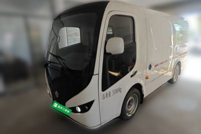 Used Guangtong Auto makeup Logistics Vehicle 2024 3.1T 2-Seater 4.99-Meter All-Electric Closed Cargo Van with 41.86 kWh