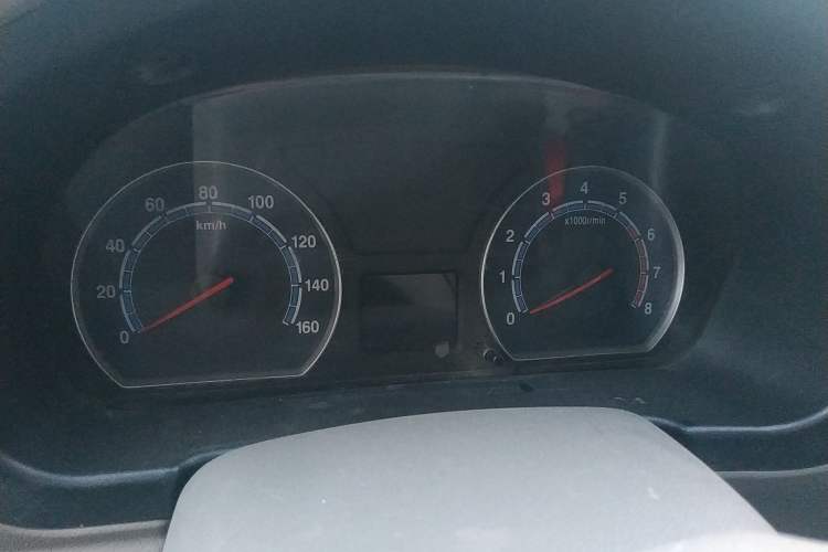 Used Hafei Little King 2010 1.0L Economy D10 Odometer Close Up