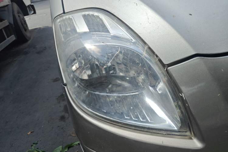Used Hafei Lubao 2010 Lingdong 1.0L Manual Comfort Model Right Front Headlight