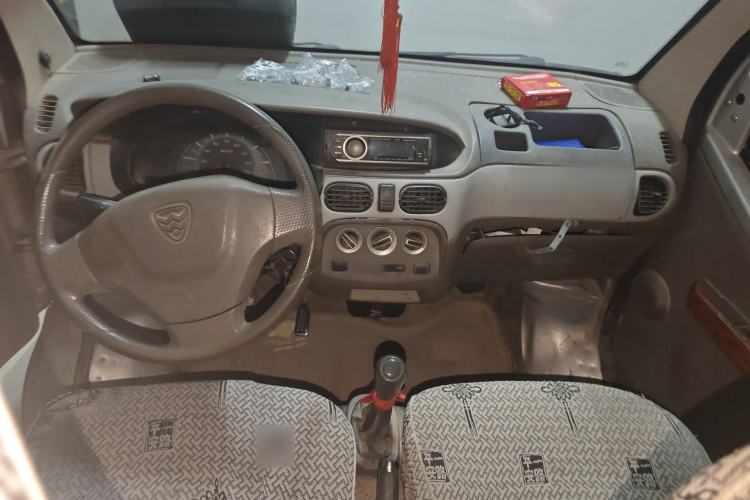 Used Hafei Minyi 2012 1.0L Air-Conditioned DA465QA Center Console